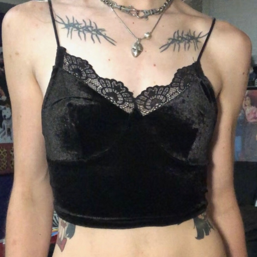 Velour Crop Top - Picture 3 of 3